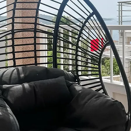 In With House Sea View *