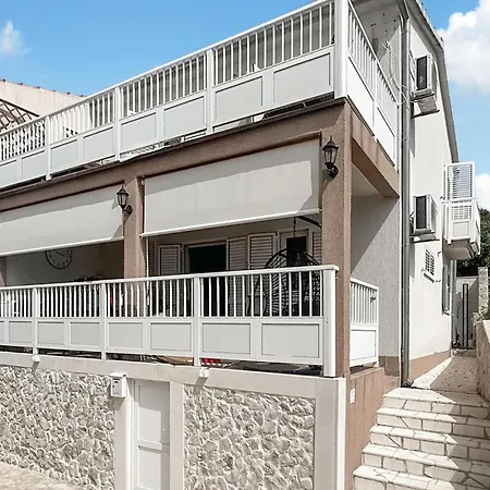 In With House Sea View